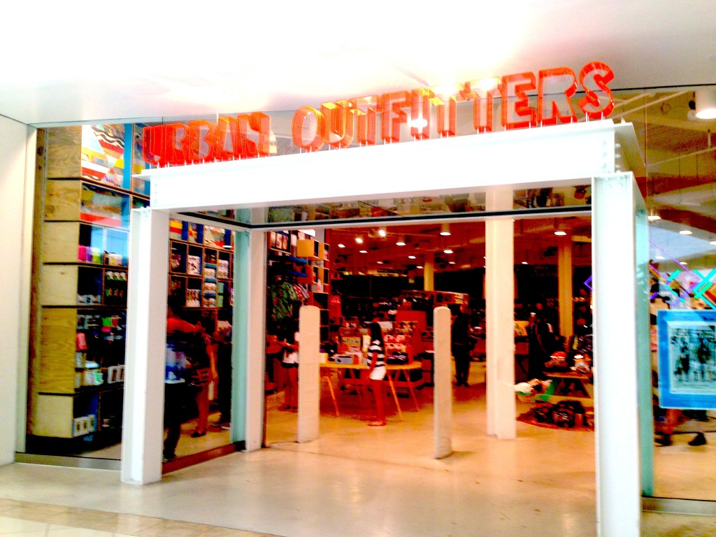 Aventura, Miami, FL  Urban Outfitters Store Location