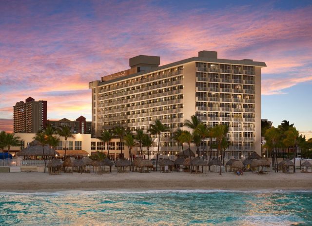 Ponto Miami Hotel me Miami Newport Beachside 002